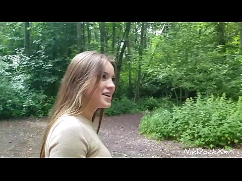 ❤️ Saya menyarankan kepada Evelina bahwa kita bercinta di tempat umum! Dia bilang ya. Lalu aku menidurinya di pantat dan cum di mulutnya. Lalu dia marah pada dirinya sendiri. ❤❌ Video seks di porno id.sexvideosex.top